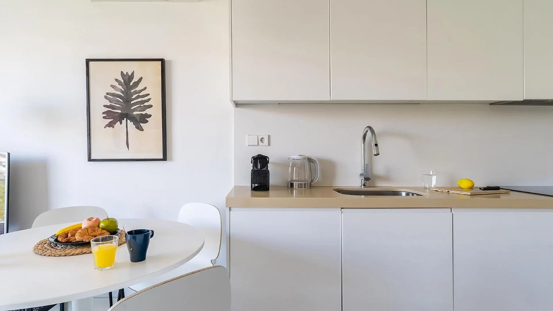 Ola Living Poblenou Beach برشلونة إسبانيا
