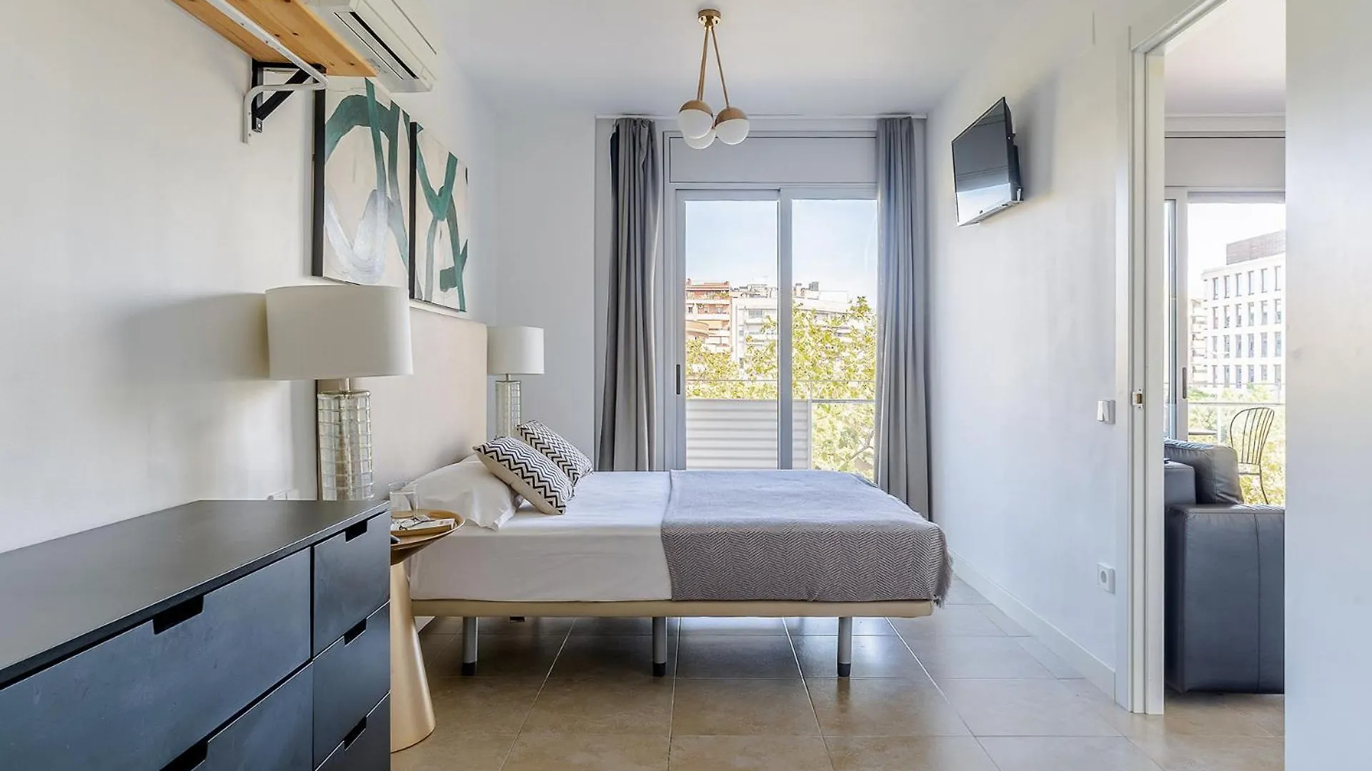 Ola Living Poblenou Beach برشلونة