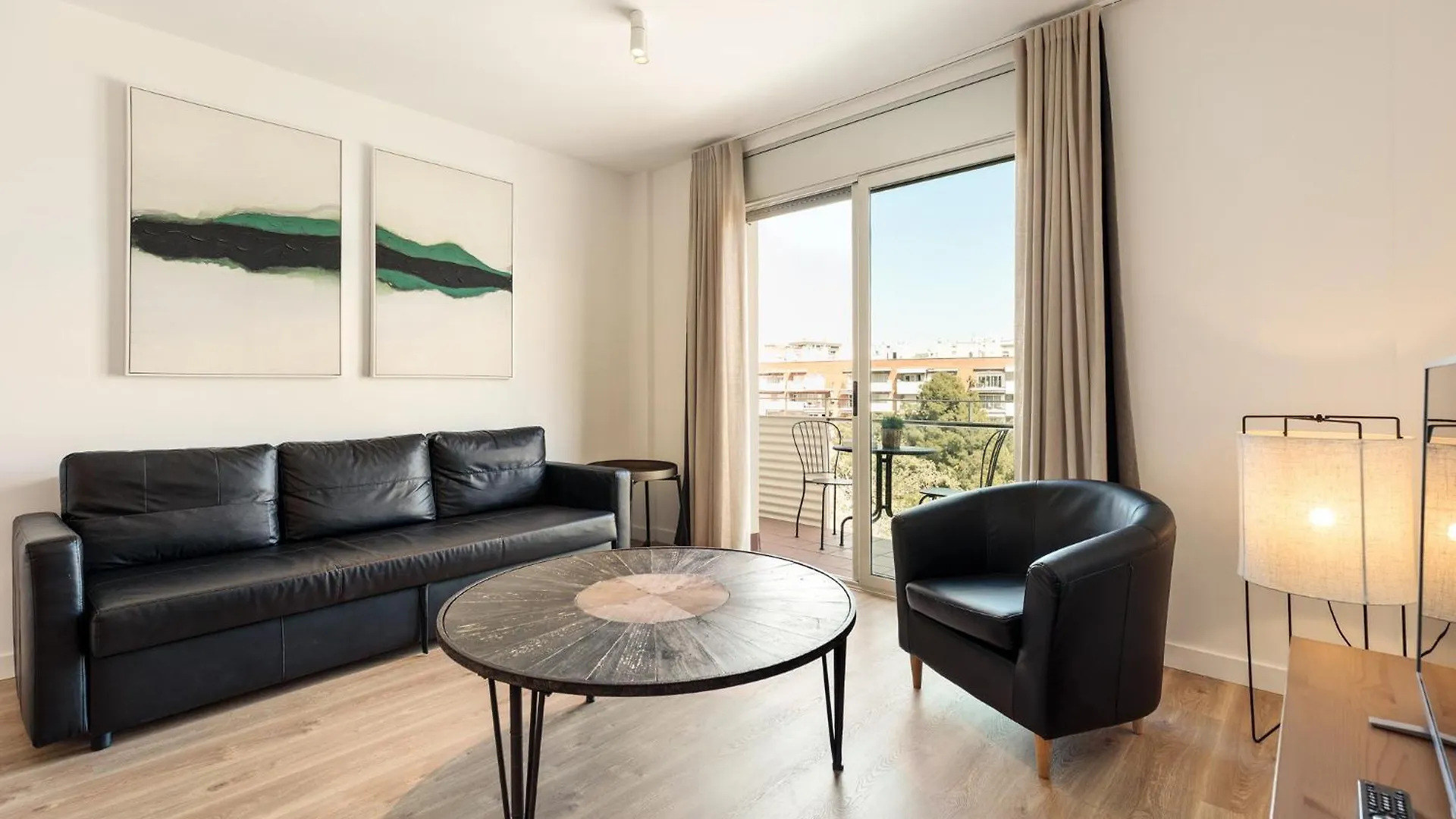 شقة Ola Living Poblenou Beach برشلونة إسبانيا