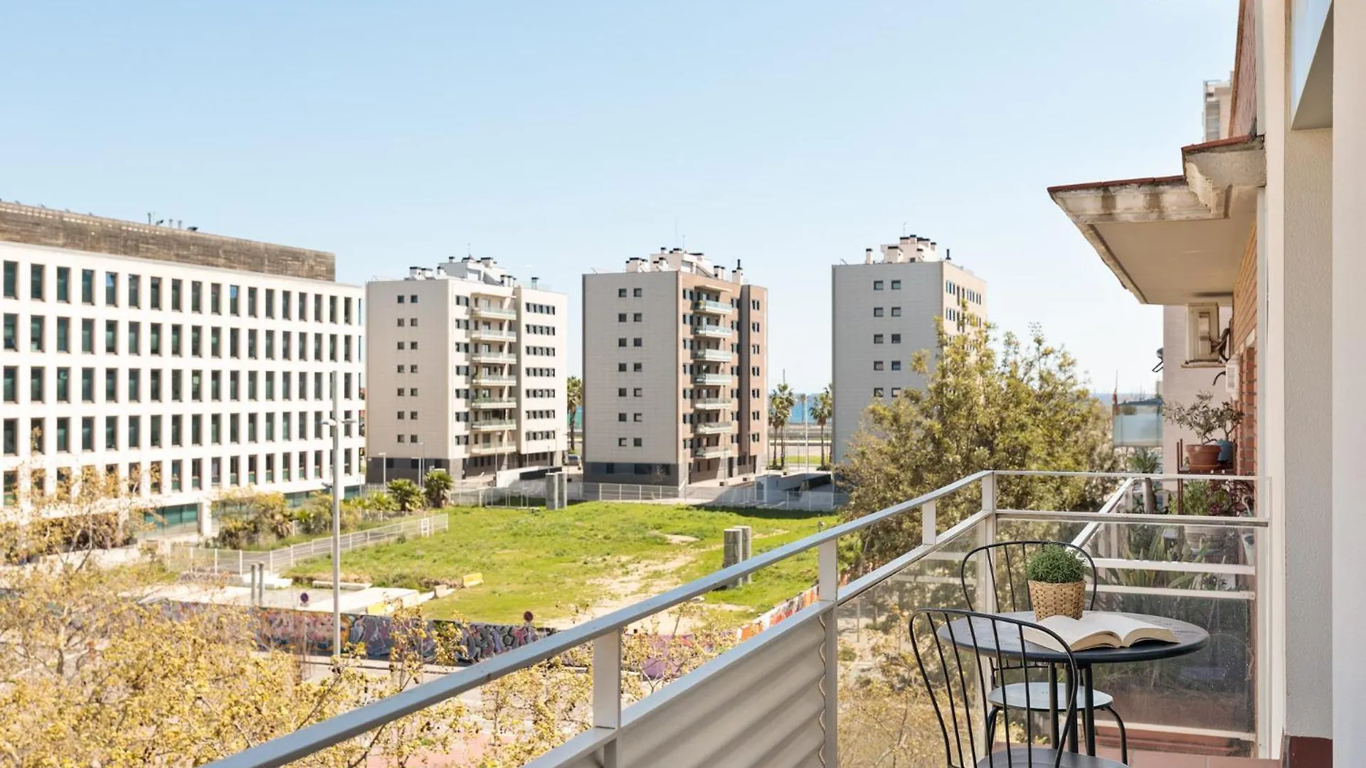 Ola Living Poblenou Beach برشلونة شقة