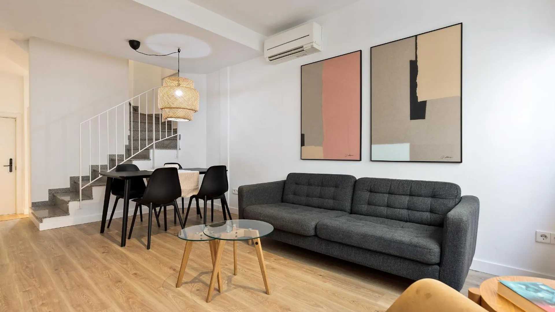 Ola Living Poblenou Beach برشلونة 0*,
